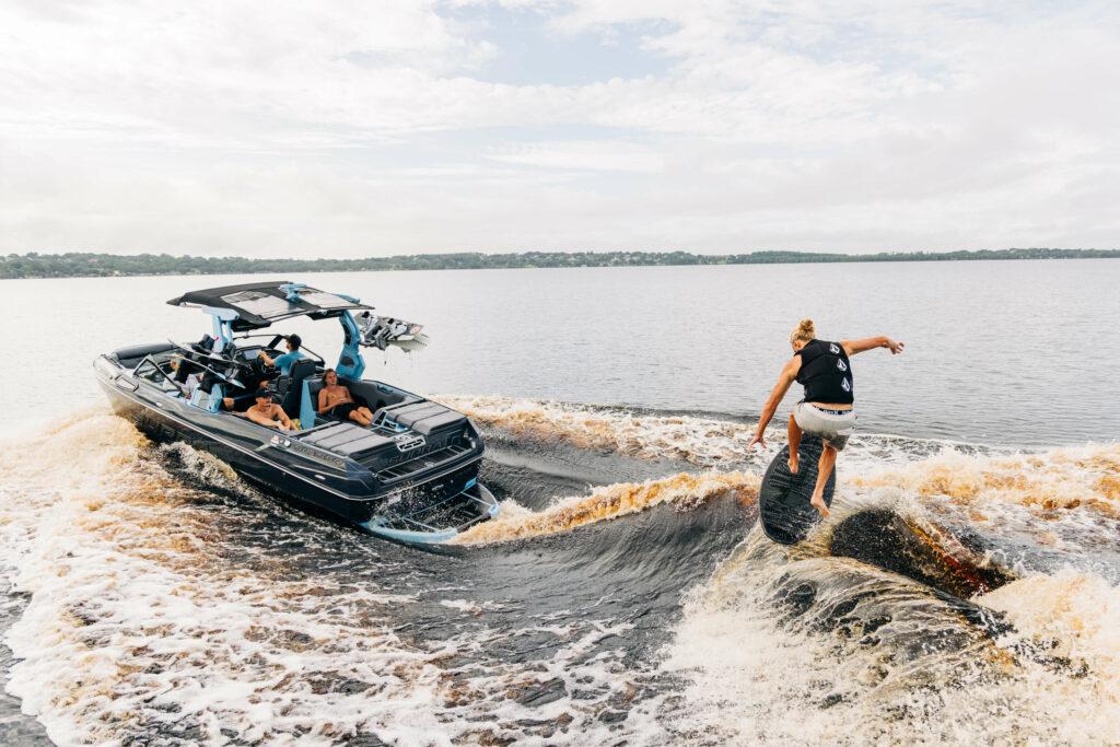 Supra Boats in Montgomery, TX - Rinker's Boat World