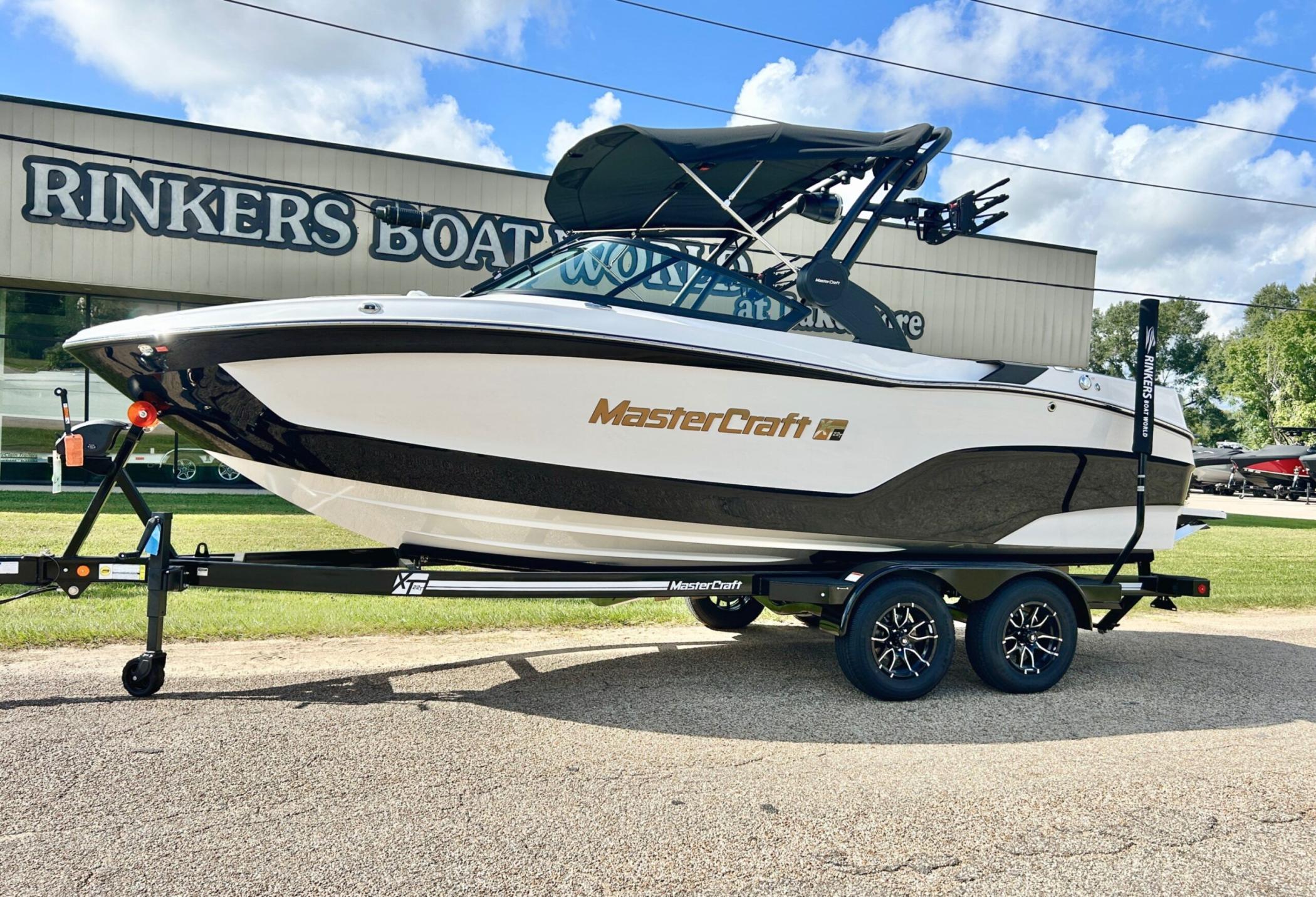 New 2026 MasterCraft XT22T For Sale in Lake Conroe, TX | Rinkers